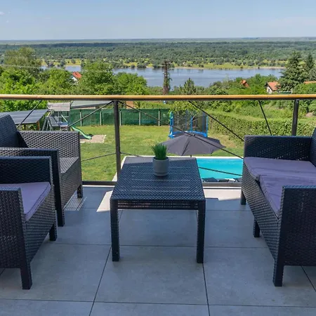 Family House * Krcedin