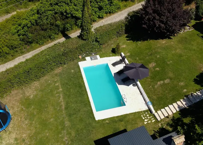 Family House Ferienhaus Krcedin